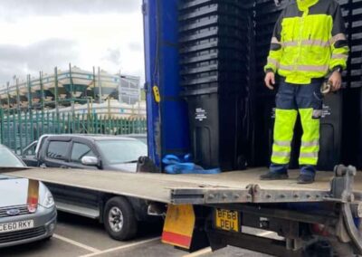 Urgent Tail-Lift Artic Required