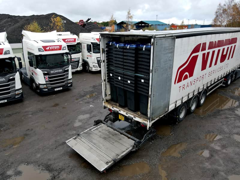 Tail Lift Delivery by Viton Transport